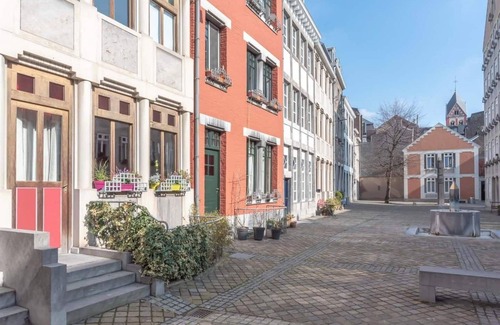 Liege House | DUPLEX LOCATED IN THE HISTORIC HEART OF LIEGE