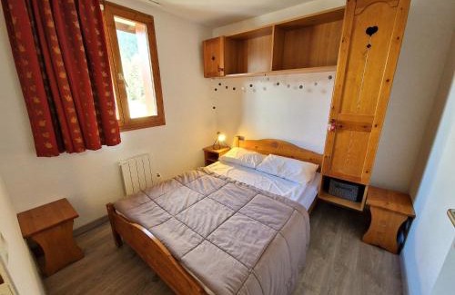 Valfrejus Apartment | Duplex rénové de 90m² - 10/12 pers, proche pistes et centre, Modane - FR-1-265-179