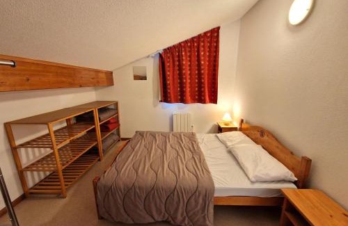 Valfrejus Apartment | Duplex rénové de 90m² - 10/12 pers, proche pistes et centre, Modane - FR-1-265-179
