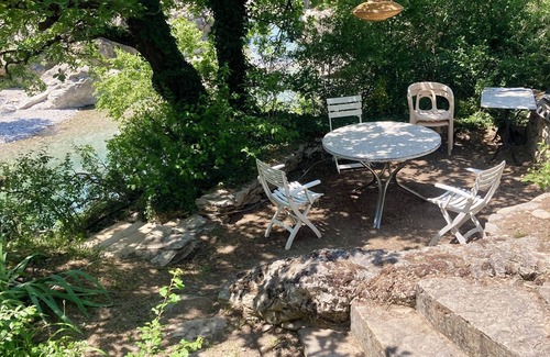 Sisteron Apartment | Duplex, Riviere, natural terrace and boules court.
