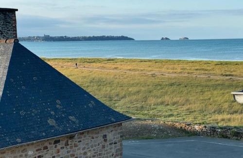 Saint-Benoit-des-Ondes Apartment | Duplex sur la Baie
