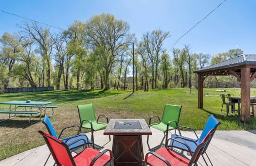 Durango House | Durango Riverfront Oasis | La Plata Mountains Mesa Verde