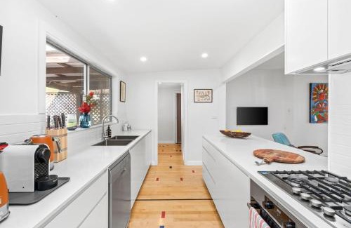 South Durras House | Durras Cottage managed by Batemans Bay Accom
