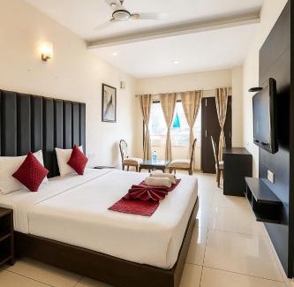 Bettiah Hotel | Eagle Hospitality ! Lift ! Large Rooms ! Parking ! Top Rated and Most Awarded Property by SIDHAM Group