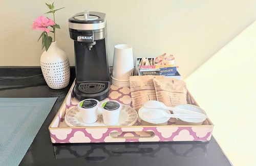 Tucson Apartment | Early Birds Guest House in Central Tucson. Your Casita awaits.