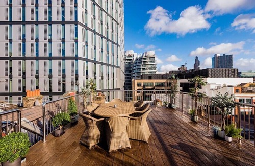 St Luke's Apartment | East London loft penthouse with epic roof terrace and loads of space