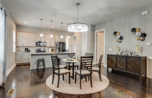 McFerrin Park House | East Nashville*Amazing PLACE* w/rooftop 😍 5 bedrooms