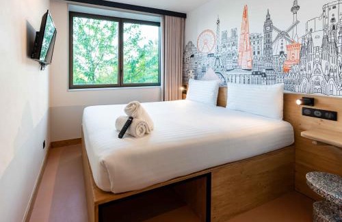El Botanic Hotel | easyHotel Valencia Ciutat Vella