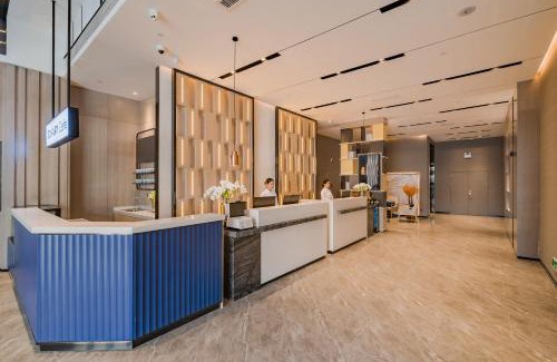 Panyu Hotel | Echarm Plus International Hotel Guangzhou South Railway Station Zhongcun Metro Station Branch - Free Deliver Service to Guangzhou South Railway Station & Free Shuttle Bus to Canton Fair Complex During Canton Fair Period