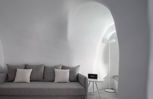 Oia Hotel | Echoes Luxury Suites