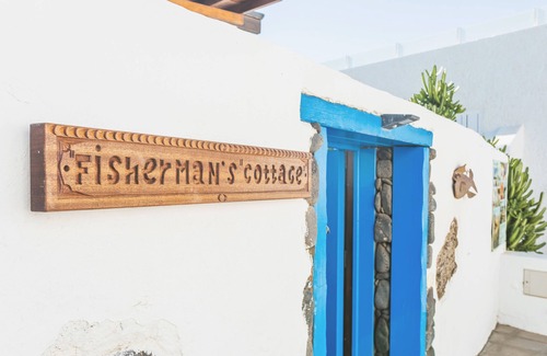 Arrieta Cottage | Eco Fishermans Cottage directly by the sea, quiet harbor/sandy beach,