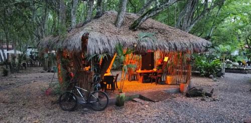 Utica Other | EcoCamping CONTACTO EXTREMO