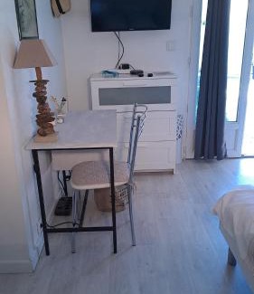 Carnoux-en-Provence Bed & Breakfast | Ecolieu La pépinière