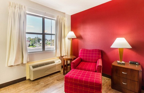 Athens Hotel | Econo Lodge