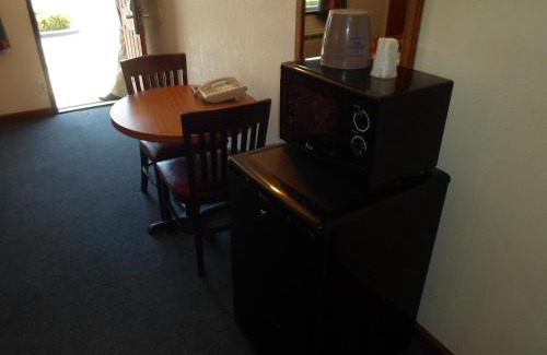 Morgan Hill Hotel | Economy Inn Morgan Hill