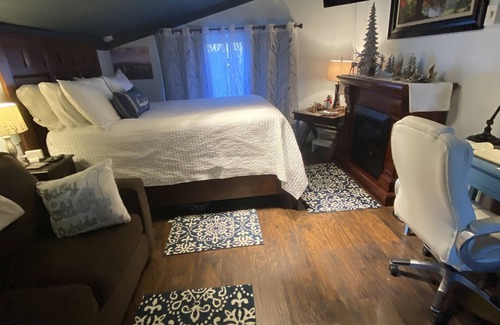 Black Mountain House | Ed and Rosie's place