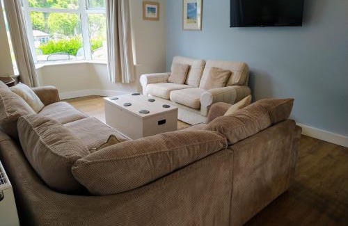 Hele House | Eddies by the Sea