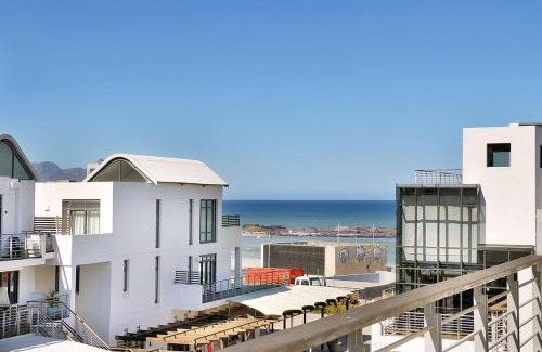 Big Bay Apartment | Eden On The Bay 238 by HostAgents