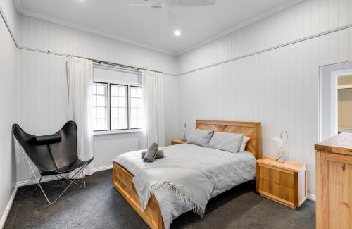 East Toowoomba House | Effortless Elegance & Charm!