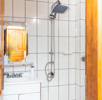 Douala Apartment | EG Studio-Carrefour ISTAMA-Sable Bonamoussadi, 0m from Road, cash or PayPal only