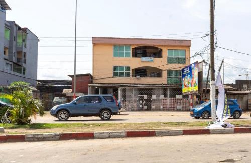 Douala Apartment | EG Studio-Carrefour ISTAMA-Sable Bonamoussadi, 0m from Road, cash or PayPal only