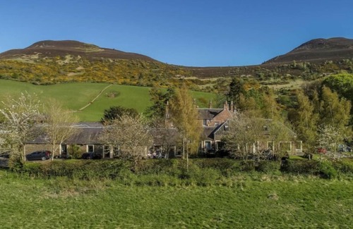Melrose Cottage | Eildon Melrose Holiday Cottages & Log Cabins - Single Tree Cottage