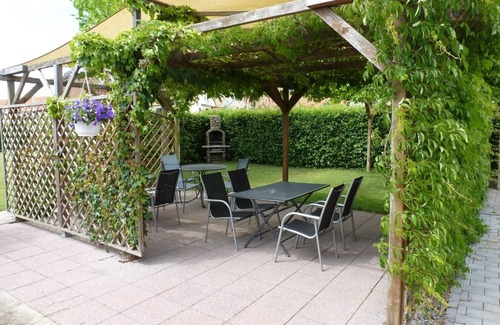 Untereisenheim Apartment | Einladendes Ferienappartement in ruhiger Lage
