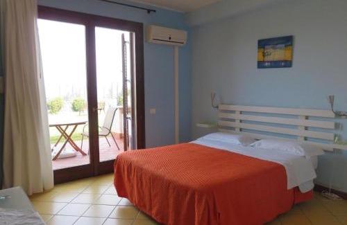 Santa Tecla Apartment | Einzimmerwohnung Mit Terrasse