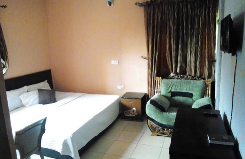 Enugu Hotel | Ekulu Greens Classic Suites