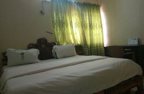 Enugu Hotel | Ekulu Greens Classic Suites