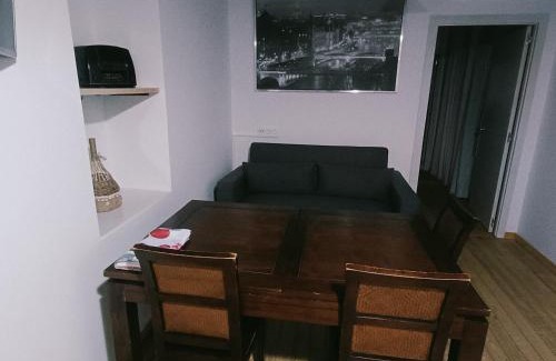 Villanueva de los Infantes Apartment | El Gobernador II