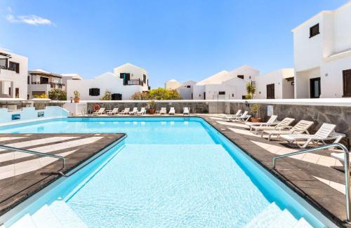 Playa Honda Apartment | El Nido Seafront Hideaway by Bayside