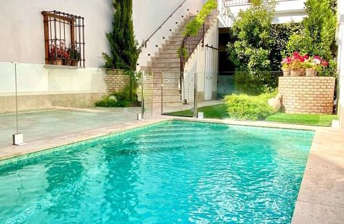 Consuegra House | El Patio de los Jazmines Boutique-House