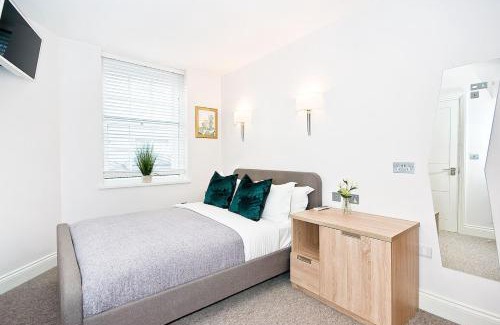Temple Apartment | Eldon Chambers Pod 4 by City Living London