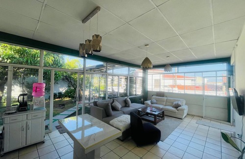 San Salvador House | Elegant 2 Bedroom Apartment in Upscale Escalon