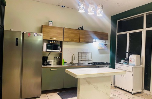 San Salvador House | Elegant 2 Bedroom Apartment in Upscale Escalon