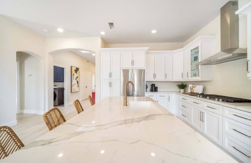 Desert Palms House | Elegant 2 BR 2 BA, Private Patio in Sun City