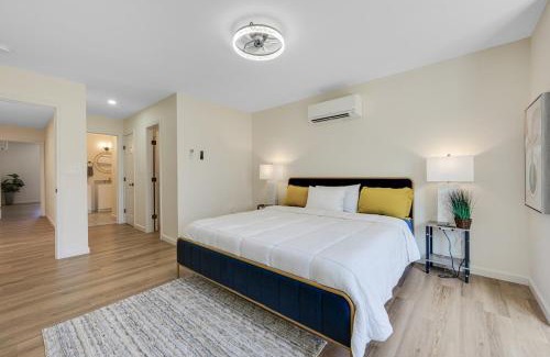 Maple Hill House | Elegant 2 Story Bloomfield 3 Kings 2 Queens