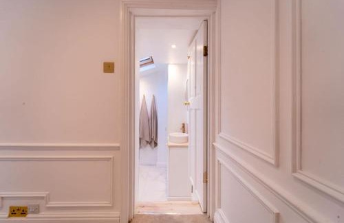 Cheltenham House | Elegant 3 bedroom home in the centre of Cheltenham