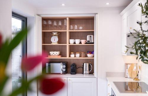 Cheltenham House | Elegant 3 bedroom home in the centre of Cheltenham