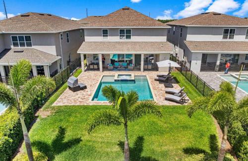 Bay Lake House | Elegant 8 Bdrm Villa With Games Room at Encore
