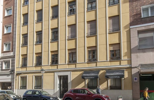 Castellana Apartment | ELEGANT APARTMENT IN BARRIO DE SALAMANCA