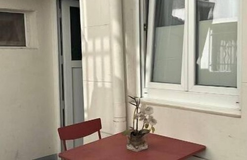 Le Pre-Saint-Gervais Apartment | Elegant cocoon near Paris!