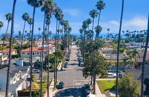 Belmont Heights House | Elegant Long Beach retreat with private patio & grill - near beach & bike path