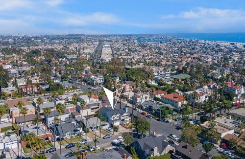 Belmont Heights House | Elegant Long Beach retreat with private patio & grill - near beach & bike path