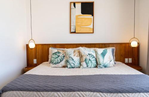 Centro Apartment | Elegant Lux Condo - Fast Wi-fi- Near the Beach