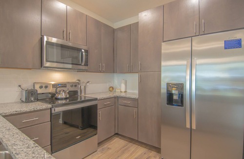 Deerwood Apartment | Elegant Mid-Century Modern Apt- Shops+Dining+Beach