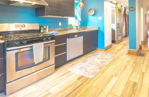 Shaw House | Elegant Shaw 5BR w/Comfort in Mind/ABODEbucks