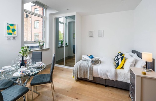 Tottenham Green Apartment | Elegant Studio Flat Seven Sisters, London