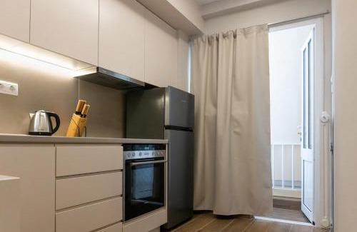 Piraeus Apartment | Elegant Suite - Piraeus